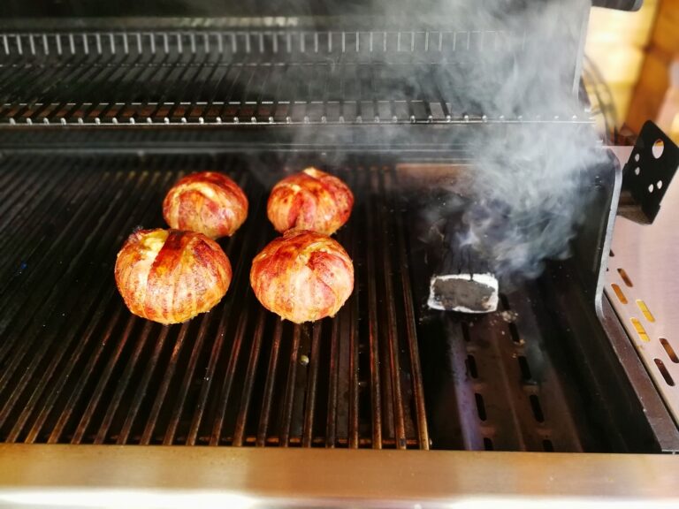 Kässpätzle Bacon Bomb Balls MecHanisch BBQ